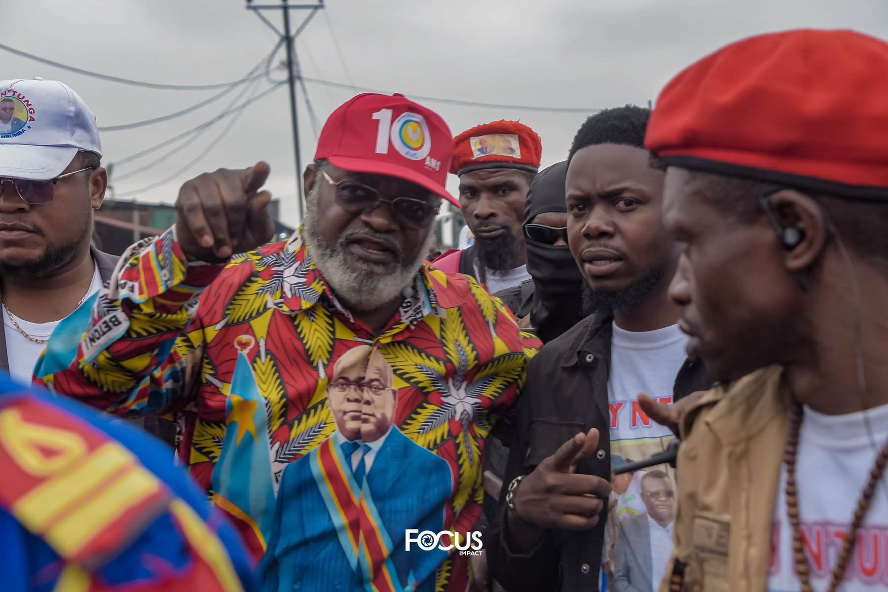 De retour chez lui, l’Honorable Billy Ntunga accueilli en messie